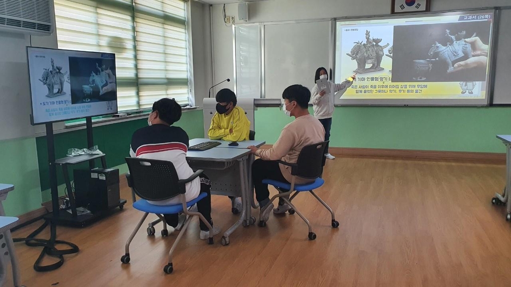 경남도-도교육청, '미래교육 모델학교 구축 사업' 맞손