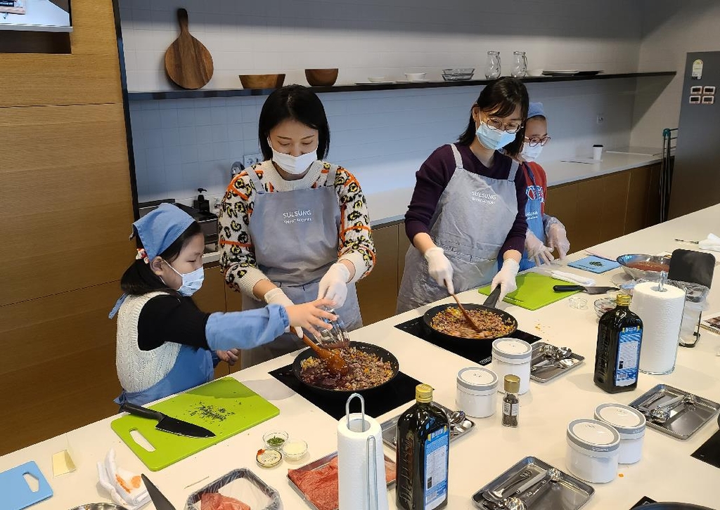 오크밸리, 설성목장과 '안심 힐링하소' 패키지 내놔