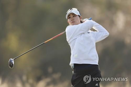 '작년처럼' 대니엘 강, LPGA투어 개막전 첫날 단독 선두