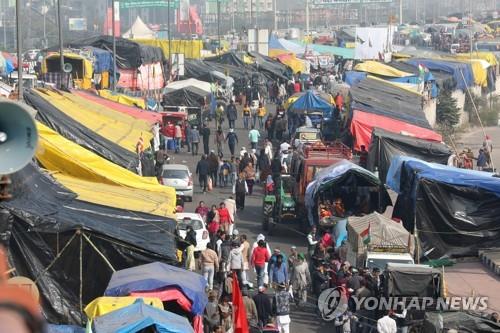 인도 농민시위 두달째 장기화…'농업개혁법 보류' 정부안 거부