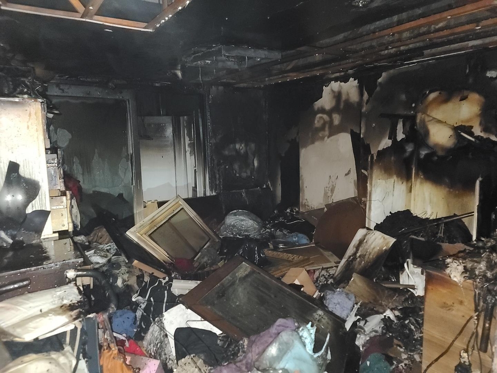 부산 아파트 화재로 주민 100세대 한밤중 대피
