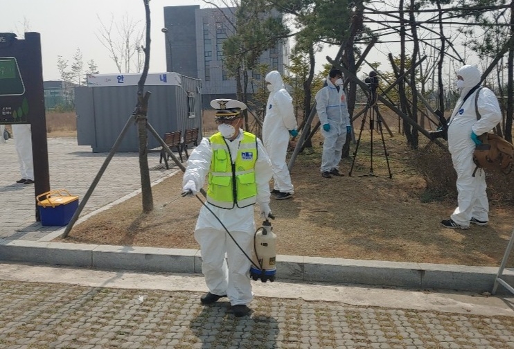 [＃나눔동행] "한달에 50만원 벌어도 봉사가 먼저"…28년간 나눔 실천