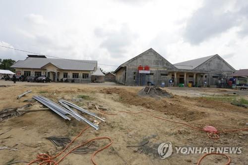 바다 떠돈 로힝야족 구조해도…인니 난민 캠프서 수백명 사라져