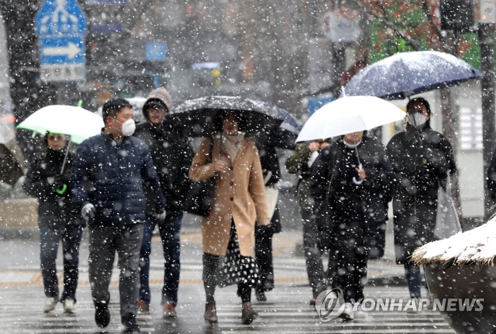 주말 강추위·눈 또 온다…월요일 출근길 눈 `펑펑`