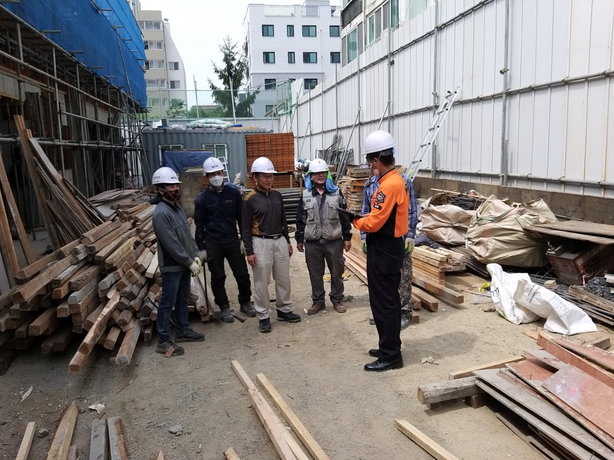 사업주 소득지급명세서 매 분기 아닌 매월 제출해야