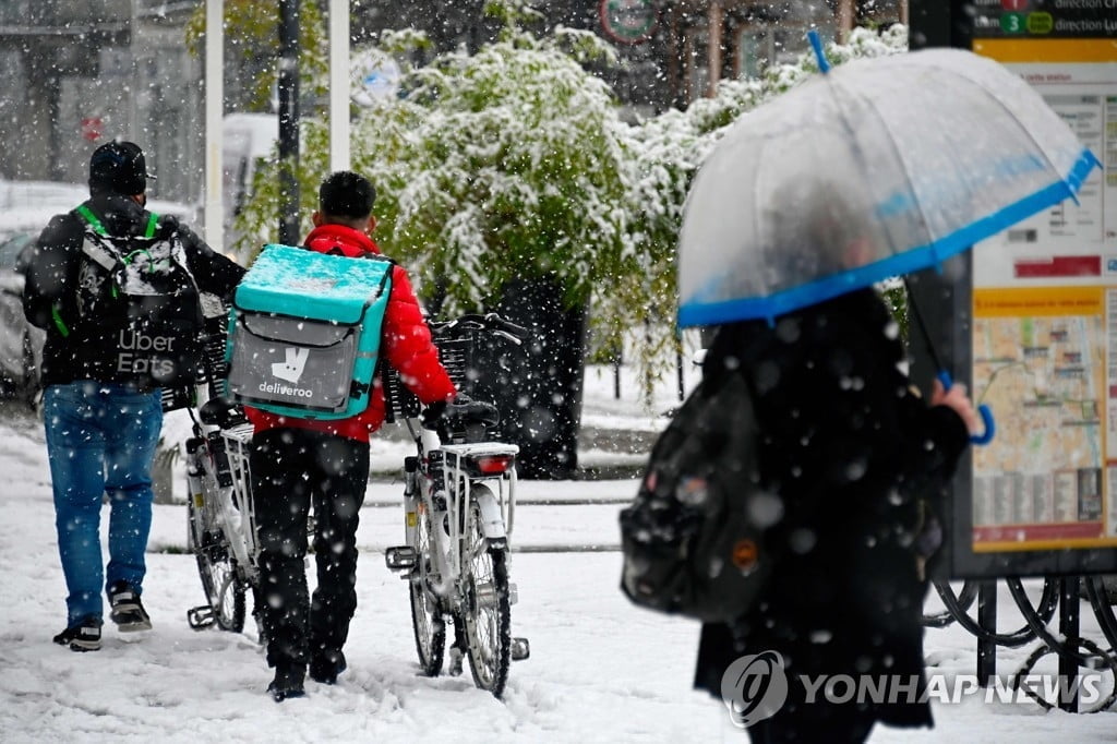 佛서 `유대인 음식` 배달 거부한 알제리인, `국가 추방`