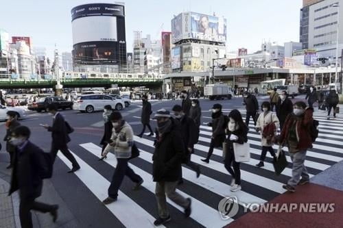 일본 코로나 신규 확진 5천명대…확산세는 드디어 꺾였다?