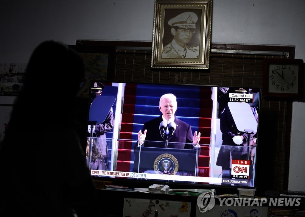 바이든 취임식 TV시청자 4천만명 육박…트럼프 앞질렀다