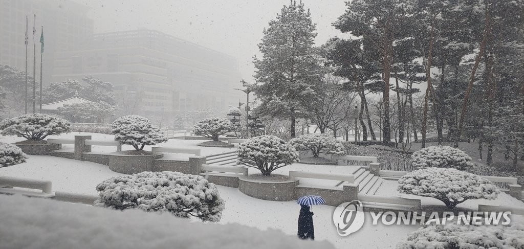 내일 다시 한파…영하권에 돌풍·눈·비까지