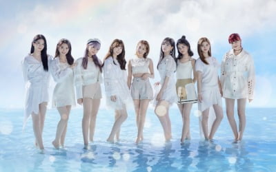 JYP 日 걸그룹 NiziU, 데뷔 싱글로 두 번째 플래티넘 달성
