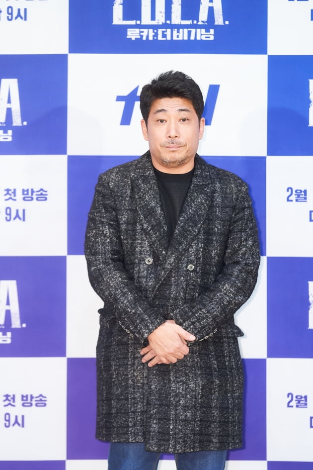 김홍선 감독이 27일 오후 온라인 생중계된 tvN 새 월화드라마 '루카: 더 비기닝' 제작발표회에 참석했다. /사진제공=tvN