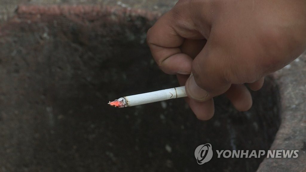 "미성년자들이 담배 피우는 줄"…흉기 들고 훈계한 40대 검거