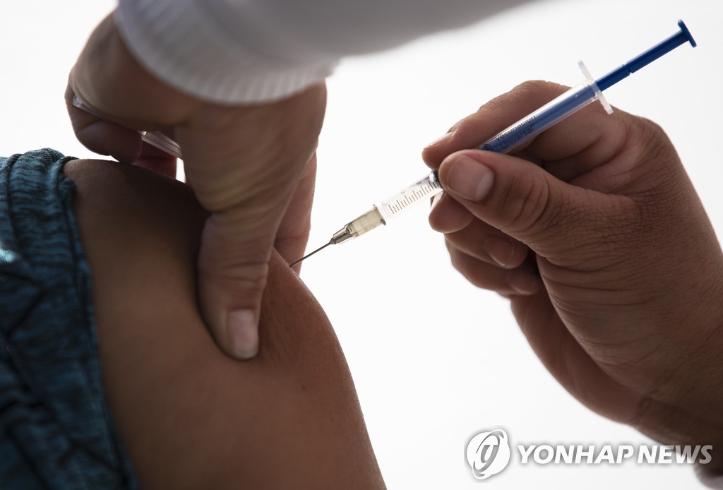 멕시코 대통령 "3월말까지 60세 이상 백신접종 완료할 것"