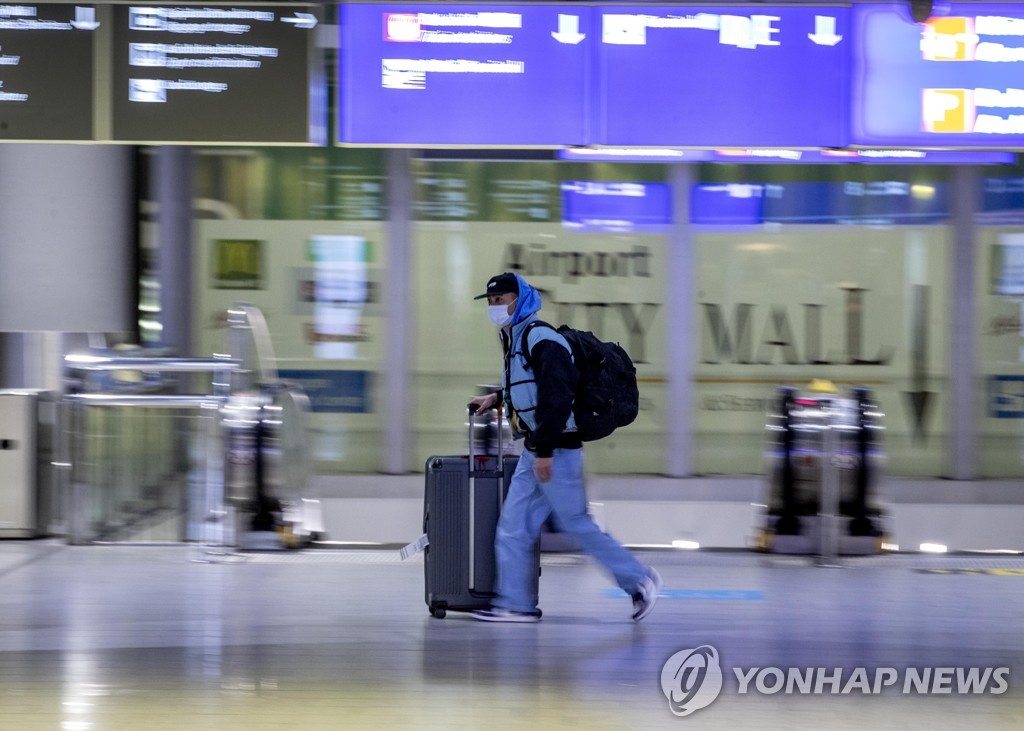 '빗장 걸어잠그는 유럽'…독일, 영국·남아공 등 입국금지 추진