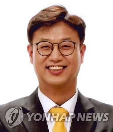 정의 "재벌총수 3.5법칙 벗어난 건 다행…형량은 부족"