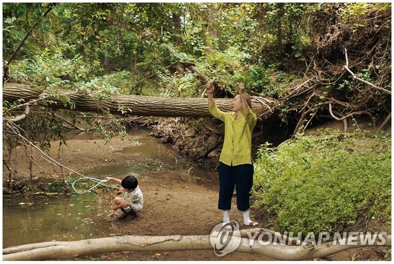 '미나리' 윤여정, 오스카 여우조연상 예측 1위 꼽혀