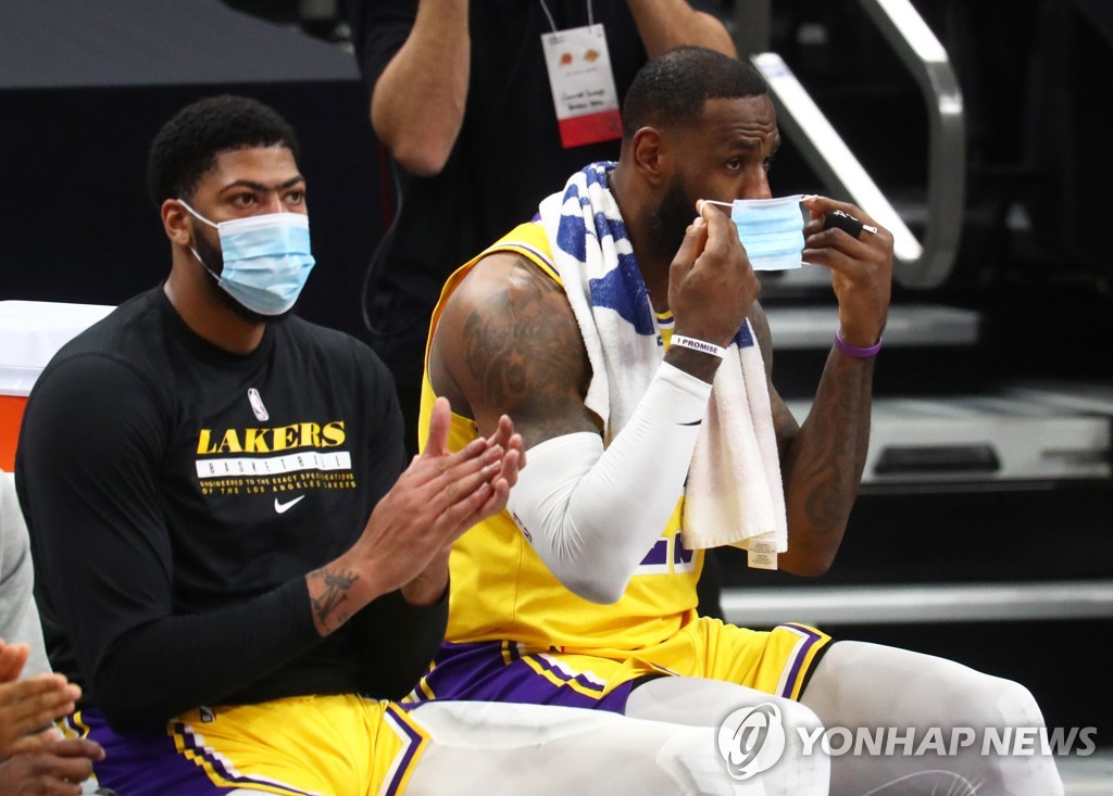 NBA, 코로나19 방역 지침 강화…14일 2경기 추가로 연기