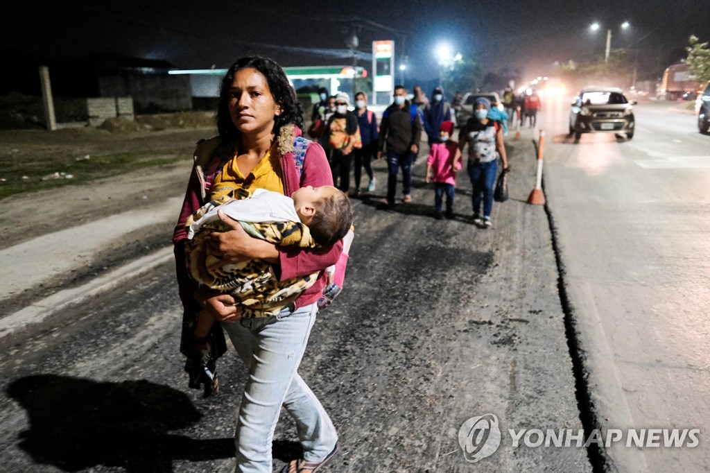 '미국 문 열릴까'…바이든 취임 앞두고 북상하는 중미 이민자들