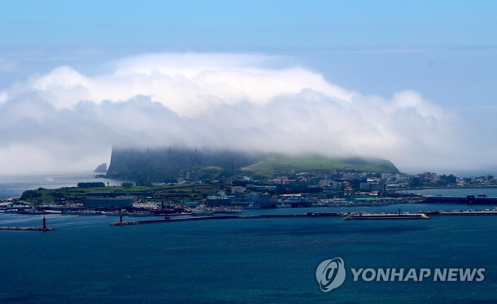 제주 대체로 맑고 가끔 구름 많은 날씨…낮 최고 9∼11도