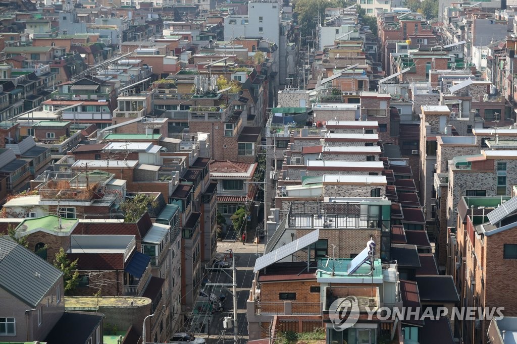 '전세난에 재개발 기대감까지'…빌라, 거래 늘고 가격도 껑충