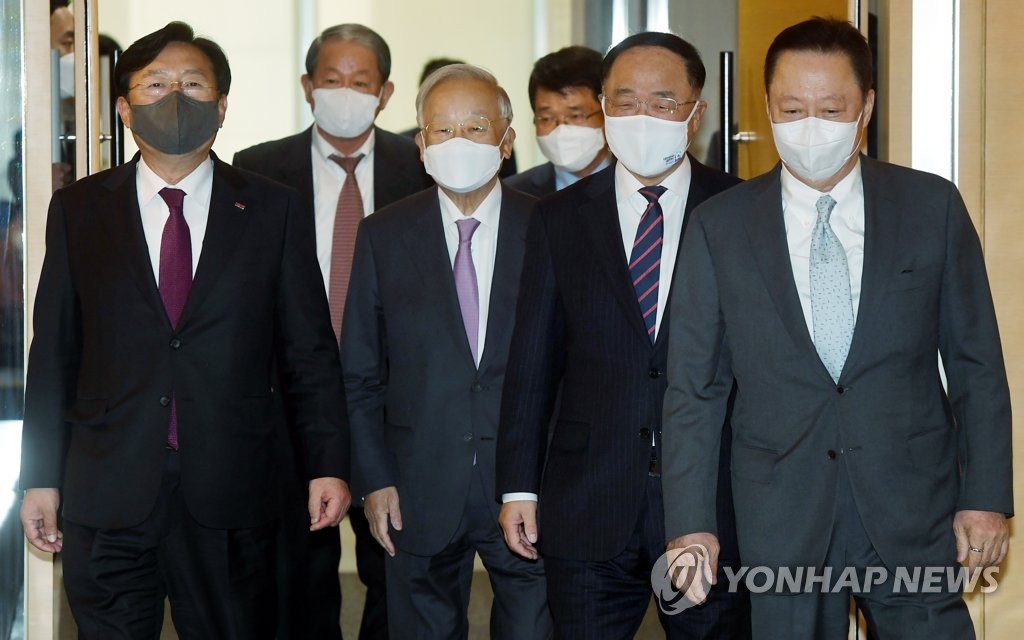 경제계, 대통령 신년사에 "경제회복 의지 환영…규제개혁 필요"