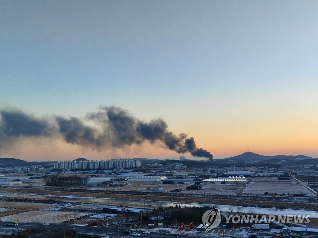 고양 설문동 가구공장 화재…"인명피해 없어"(종합)