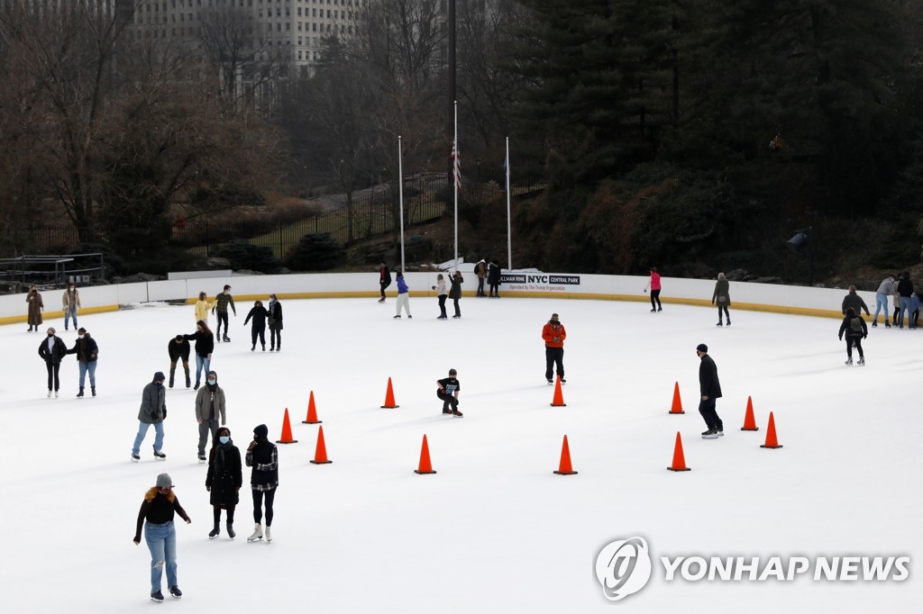 권좌서 퇴장 트럼프 기다린건…가족사업 매출 코로나로 38% 폭락