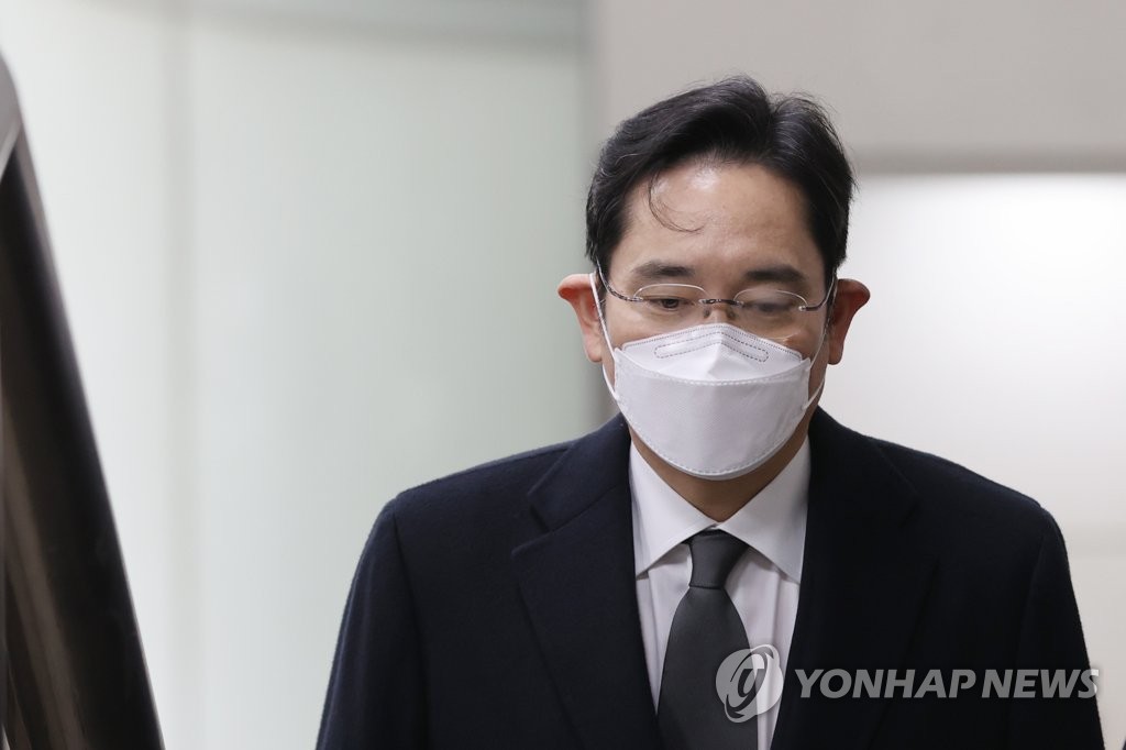 민주 "이재용 뇌물죄 가볍지 않아…투명성 제고 노력하길"(종합)