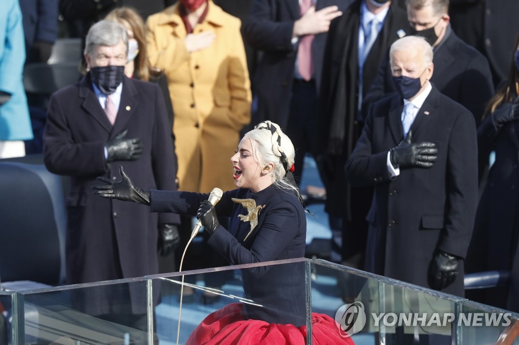 "미국을 축하한다" 바이든 취임 공연에 슈퍼스타 총출동