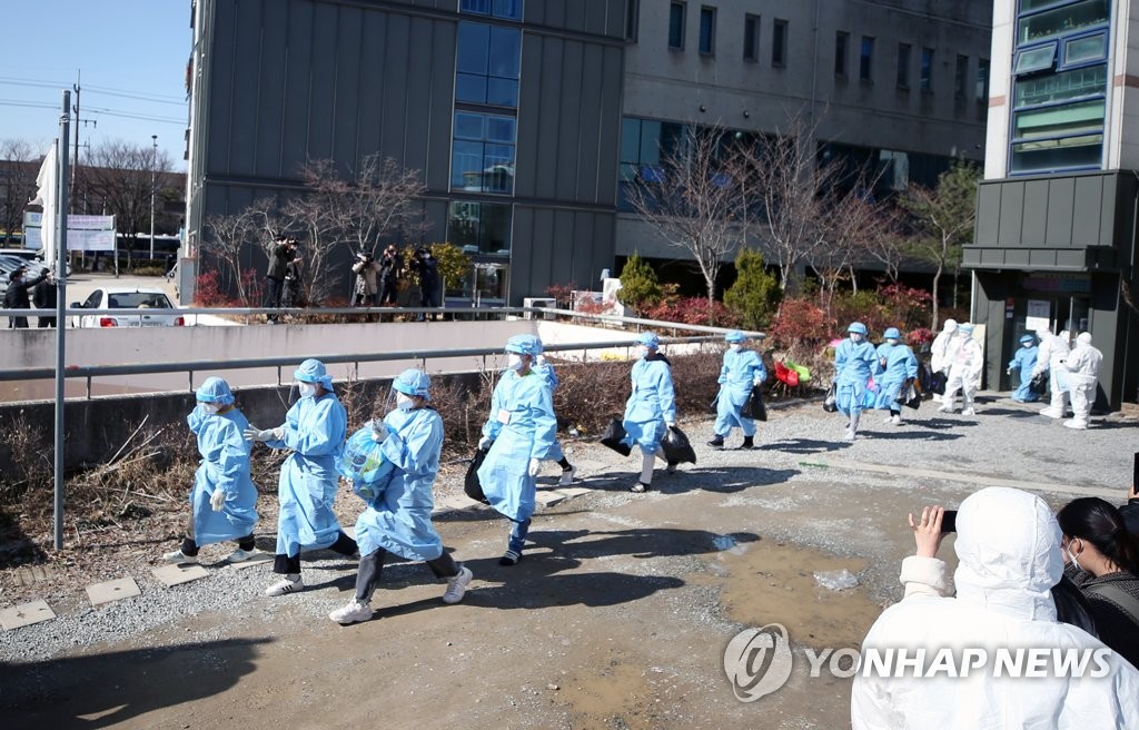 광주 TCS국제학교 학생·가족 등 2명 순천서 추가 확진