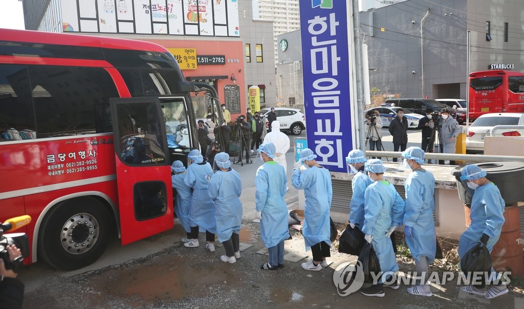 순천 3명 추가 확진…광주 국제학교 학생 가족 감염