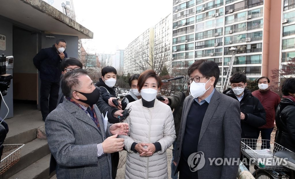 조직표 다지는 나경원…오세훈은 정책홍보 '올인'