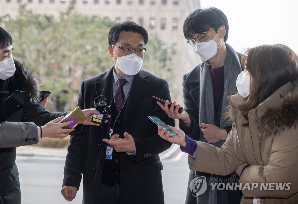 공수처법 위헌 의견, 정족수 절반에 그쳐…논란 종지부