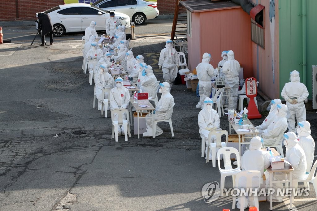 정부, '사회적 거리두기' 단계 조정안 내일 아닌 주말에 발표(종합)