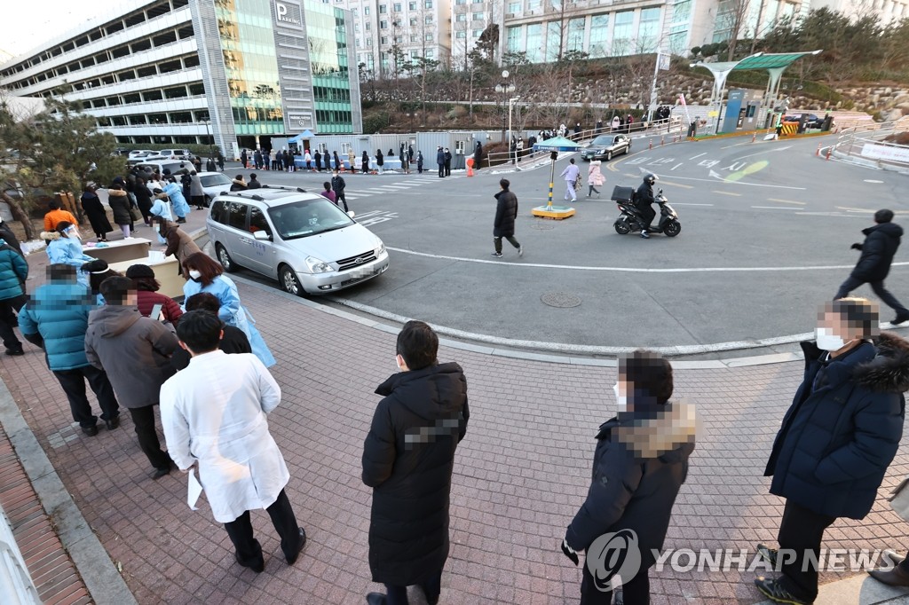 오후 9시까지 384명 신규확진…30일 400명 안팎 예상(종합)