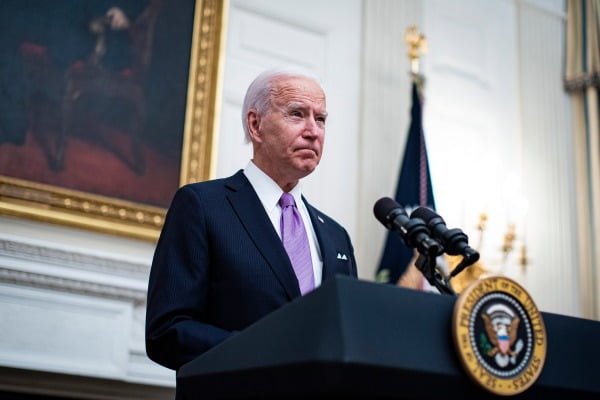 조 바이든 미국 대통령이 21일(현지시간) 백악관 스테이트 다이닝 룸에서 신종코로나바이러스감염증(코로나19) 대책을 밝히고 있다. 사진=EPA