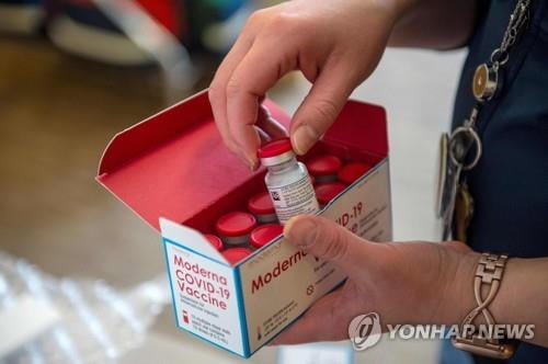 '초고속 접종' 이스라엘, 모더나 코로나19 백신도 승인