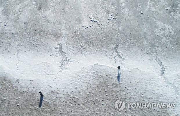 전국적 한파에 내륙 아침 영하 20도…제주·서해안 눈