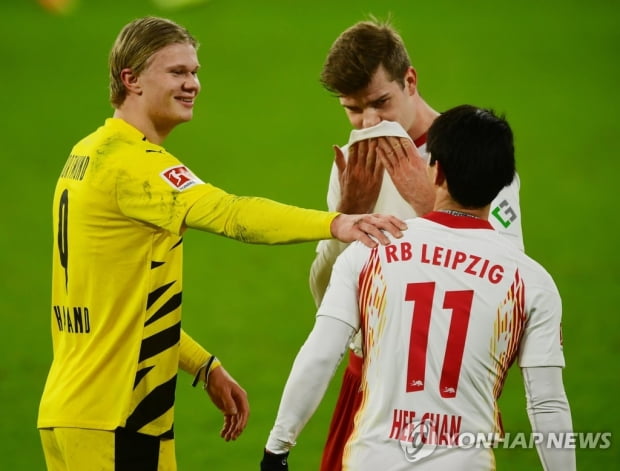 Hwang Hee-chan’s return in two months…  Leipzig is defeated by Dortmund