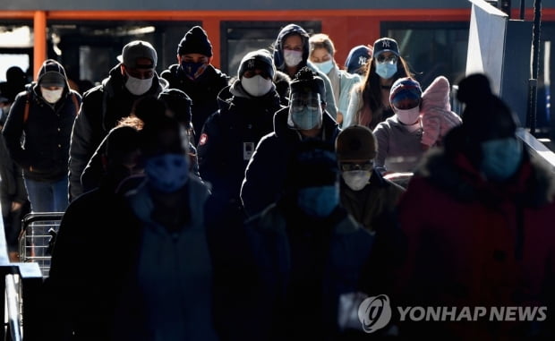 보름에 1000만명씩…세계 코로나19 누적확진 9000만명 넘어