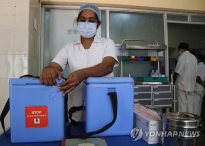 '인구 대국' 인도, 백신 접종 개시…모디 "세계 최대 규모"(종합)