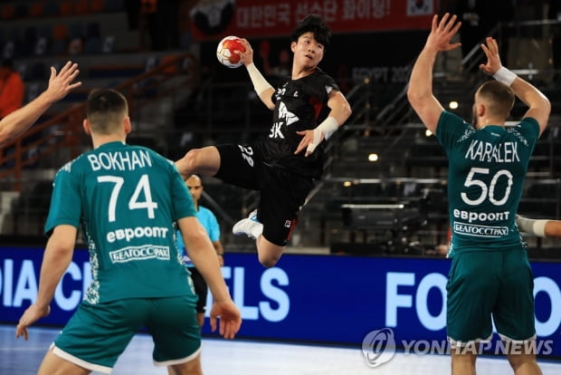 한국에서 벨로루시에게 패해 세계 핸드볼 선수권 대회 조별 예선 탈락