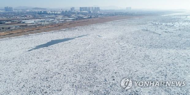 출근길 영하권 강추위…"빙판길 조심"