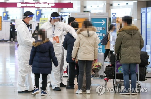 당국 "국내서도 남아공발 변이 바이러스 정체 연구할 것"