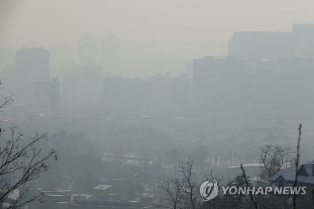 [날씨] 아침까지 비 온 뒤 영상권…내륙 미세먼지