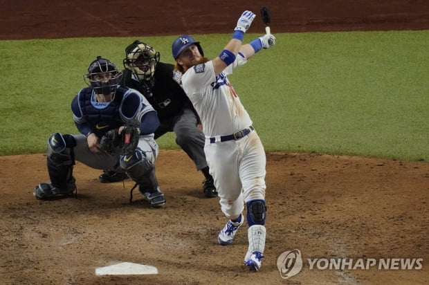 MLB네트워크 "LA 생활 만족하는 터너, 다저스 잔류할 듯"