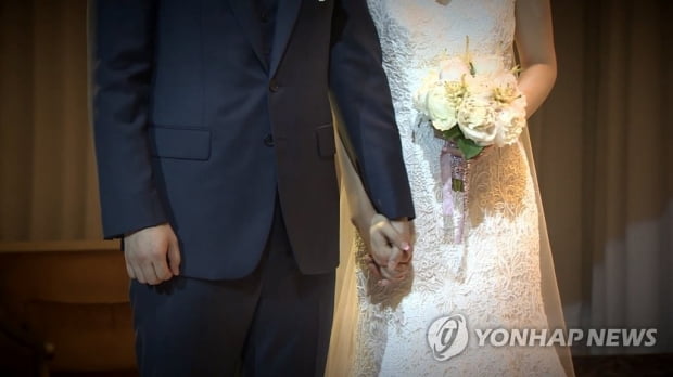 1~11월 출생아수 25.4만명…연간 사상 첫 20만명대 확실