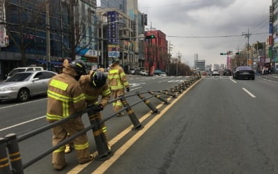 펜스 쓰러지고 건물 패널 떨어지고…대구에 강풍피해 잇따라