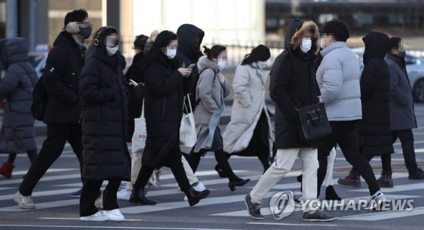 내일 오전까지 한파…낮부터 차차 추위 풀려