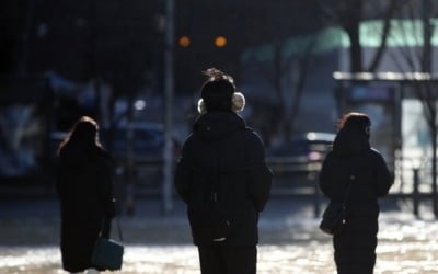 [날씨] 낮부터 추위 풀려…수도권 오전 한때 눈